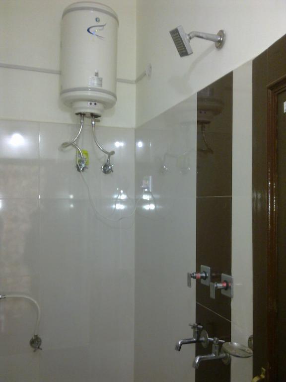 Hotel Kumar Residency Dharamshala Habitación foto